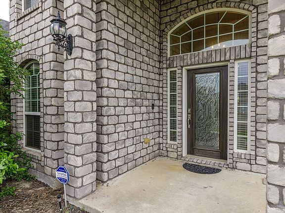 Unique Exterior Brick Design