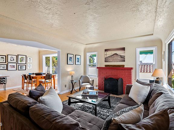 4th image of 282 N Aliso St