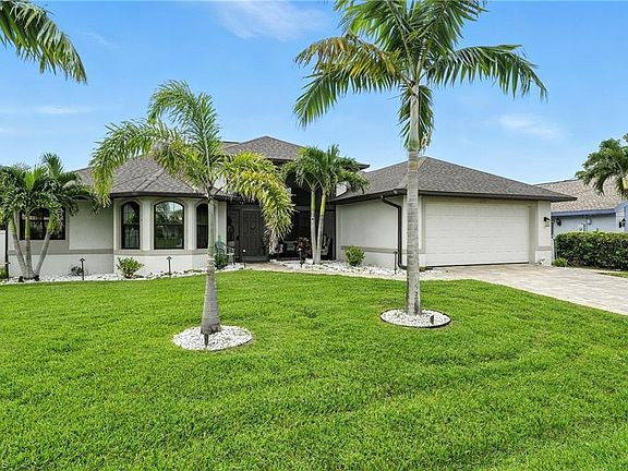 3rd image of 4405 SW 5th PL