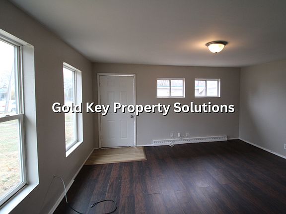 3rd image of 1642-1648 W 6th St #427578002
