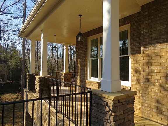 3rd image of 5264 Brookhollow Dr