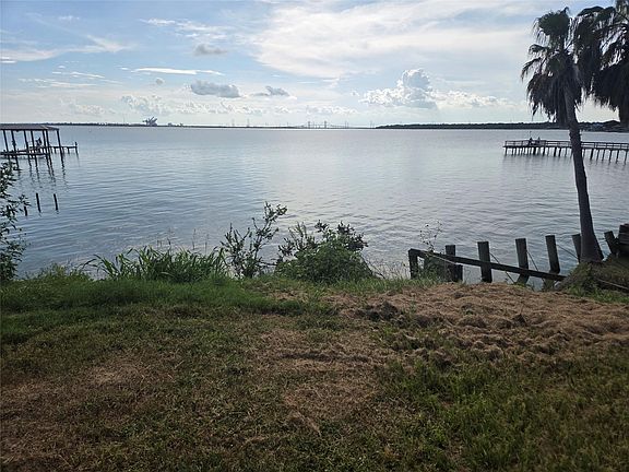 2nd image of 0 Bay Oaks Harbor Dr