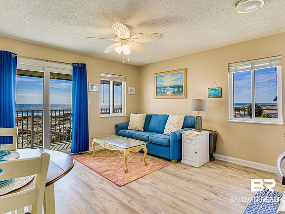 4th image of 400 Plantation Rd #1303