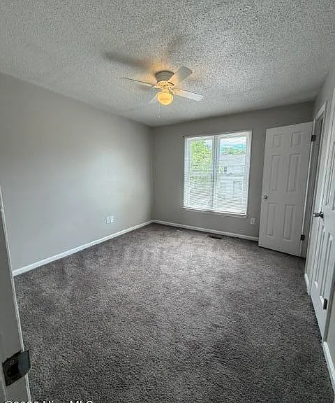 209 Beech St — Photo 9