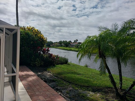 4th image of 4910 Kingston Way