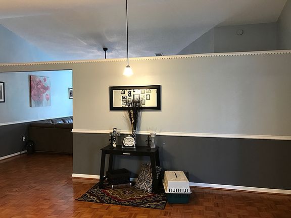 2nd image of 1083 Tequesta Trl