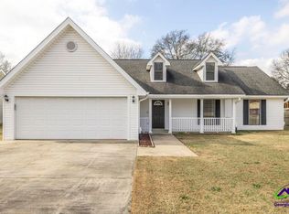 104 Fox Meadow Ct, Warner Robins, GA 31093