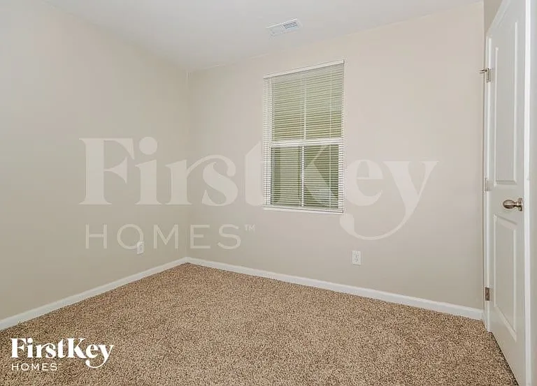 13851 N Mardenis Dr W — Photo 11