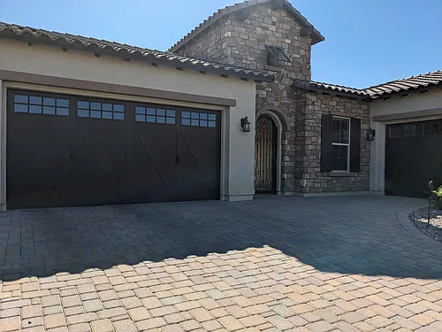 2335 E Beechnut Pl Photo 1