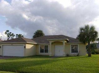 826 SW Abingdon Ave, Port Saint Lucie, FL 34953
