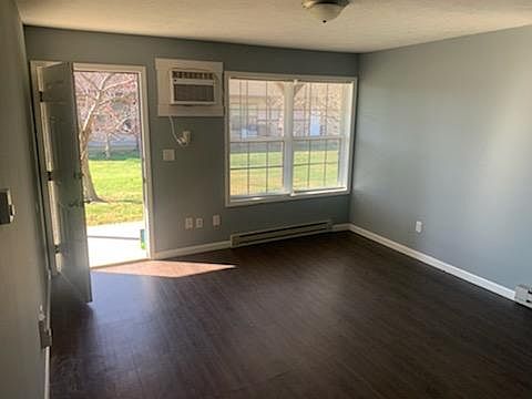 2nd image of 220 Franklin D Roosevelt Dr #25