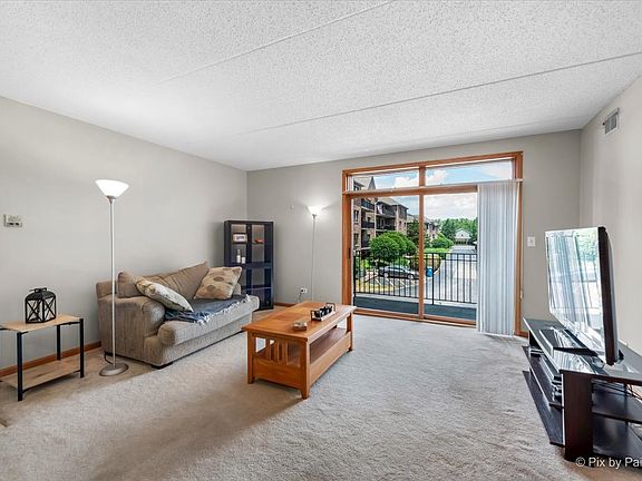 5th image of 5101 Deblin Ln APT 2A