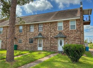 97 Ormond Meadows Dr, Destrehan, LA 70047