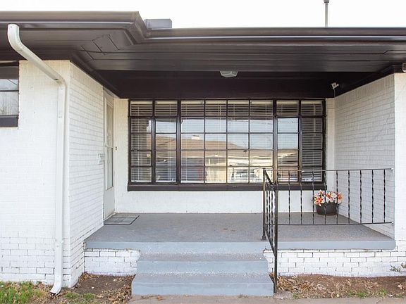 4th image of 3315 N Villa Ave