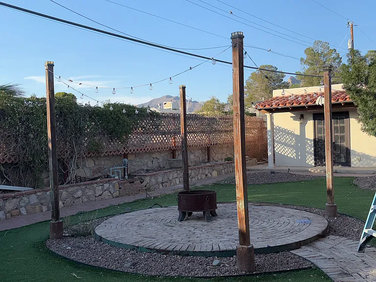 406 S Balboa Rd — Photo 10