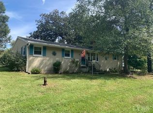 14 Avondale Dr, Lynchburg, VA 24502