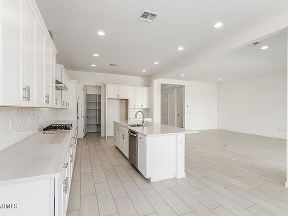 4th image of 21870 E BONANZA Court E