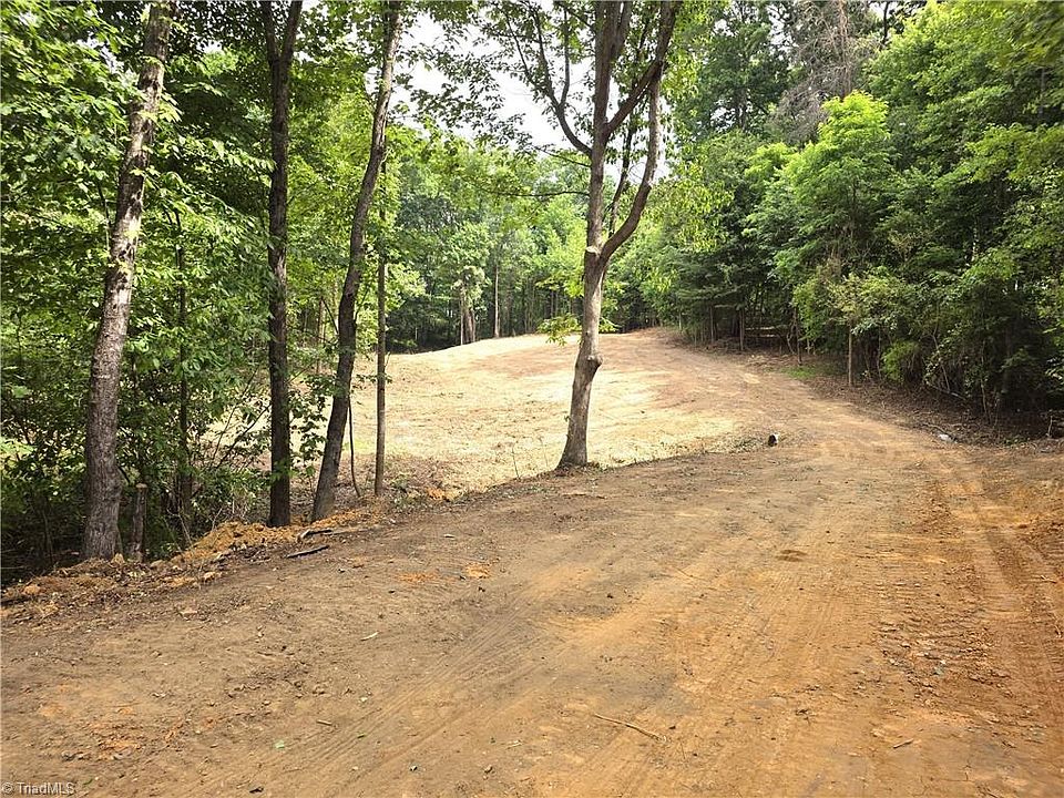 1st image of Xx Karen Ln