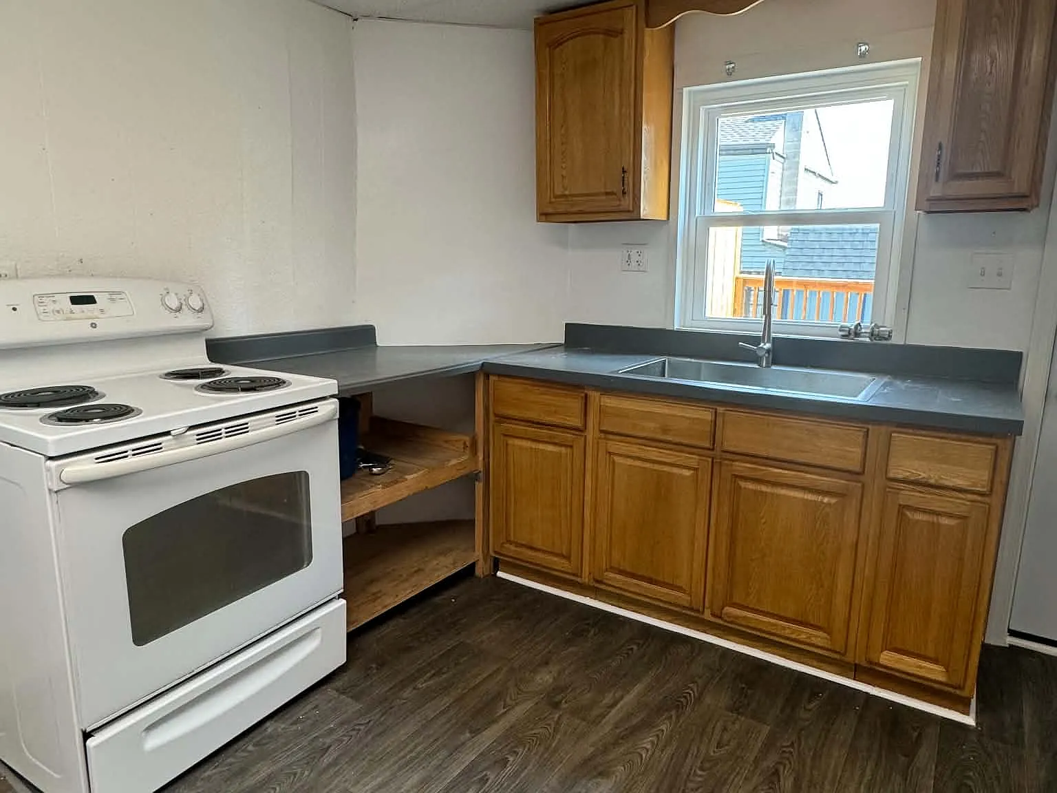1 bed, 864 sqft, $1,140 — Photo 4