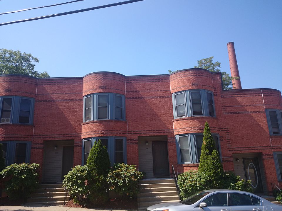 2nd image of 106 Lawn St