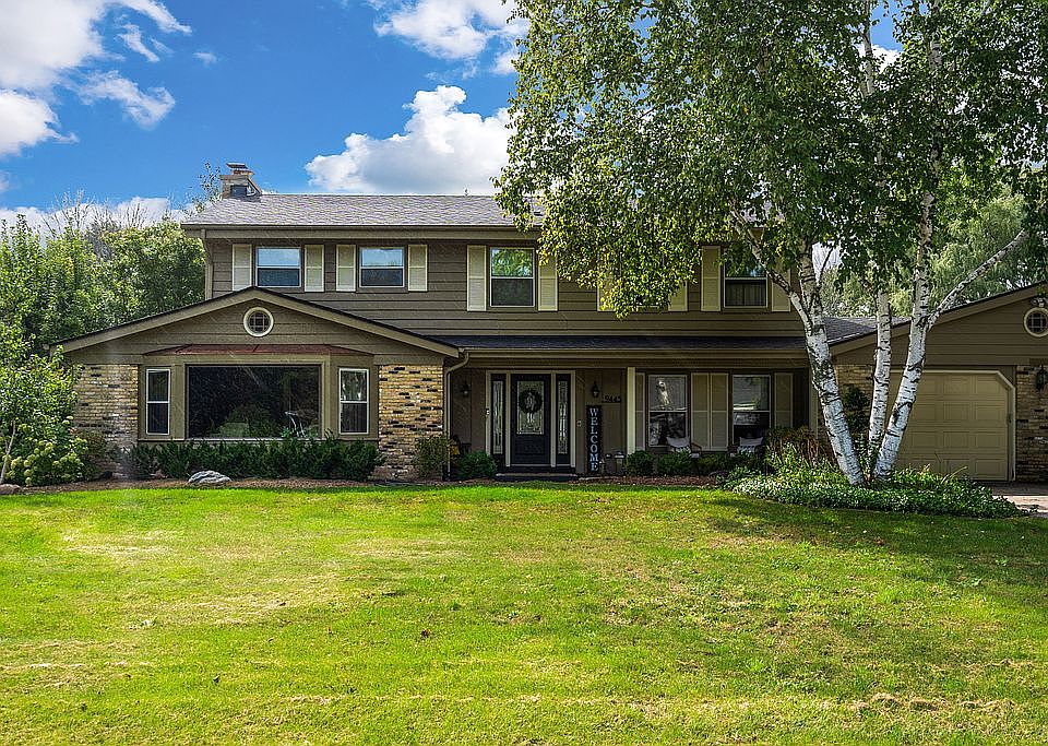 1st image of 9445 N Fairway Cir