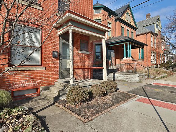 3rd image of 923 Dennison Ave