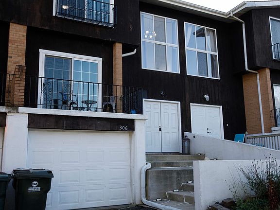 2nd image of 306 Sunset Trl #306