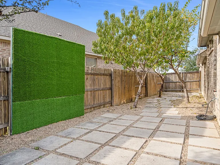 2923 Bluffstone Dr — Photo 29
