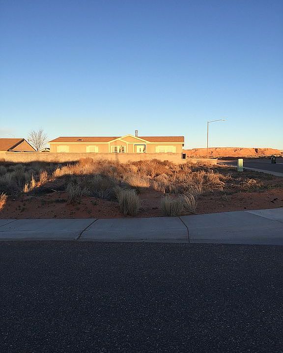 2nd image of 562 Robert Ln