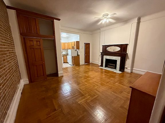 3rd image of 317 W 82nd St APT 3B
