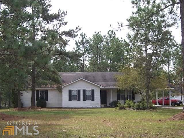 1st image of 502 Carriage Ln