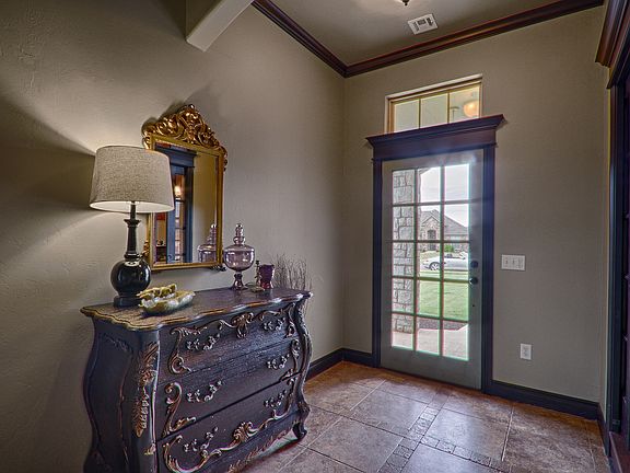 3rd image of 19117 Summer Grove Ave