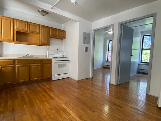 Rented by REAL New York | media 7