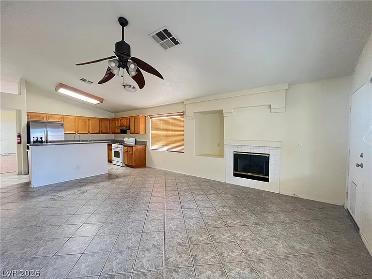 7925 Fall Harvest Dr — Photo 19