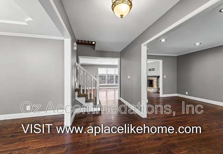 10508 Reeder St — Photo 4