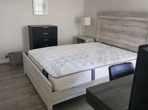 1432 SE Colchester Cir, Port Saint Lucie, FL 34952