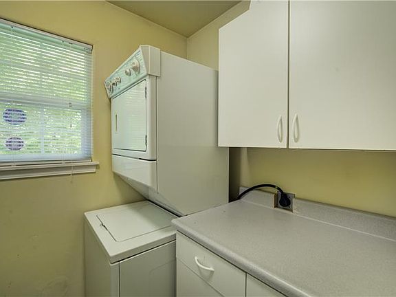 5th image of 11341 8th Ave NE