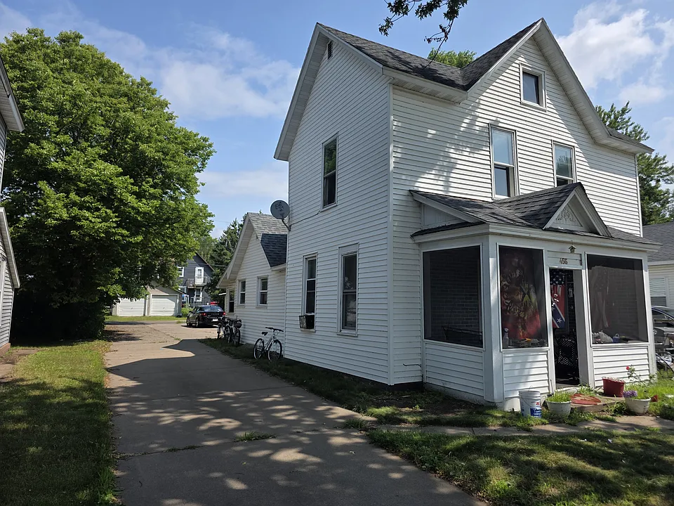 456 1/2 W Platt St #EAU