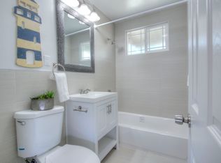 1202 Magnolia Ave, Santa Ana, CA 92707