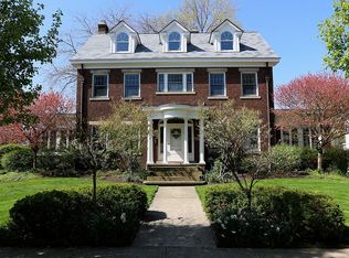 17800 Windward Rd, Cleveland, OH 44119