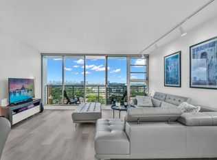 1720 Harrison St #15B, Hollywood, FL 33019