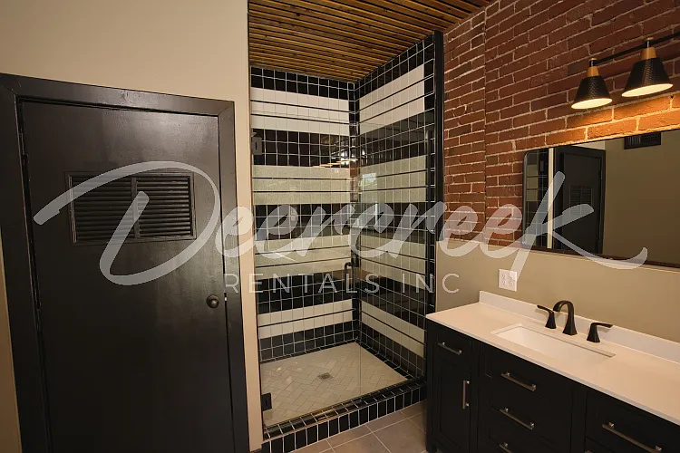 890 5th Ave #2 — Photo 16