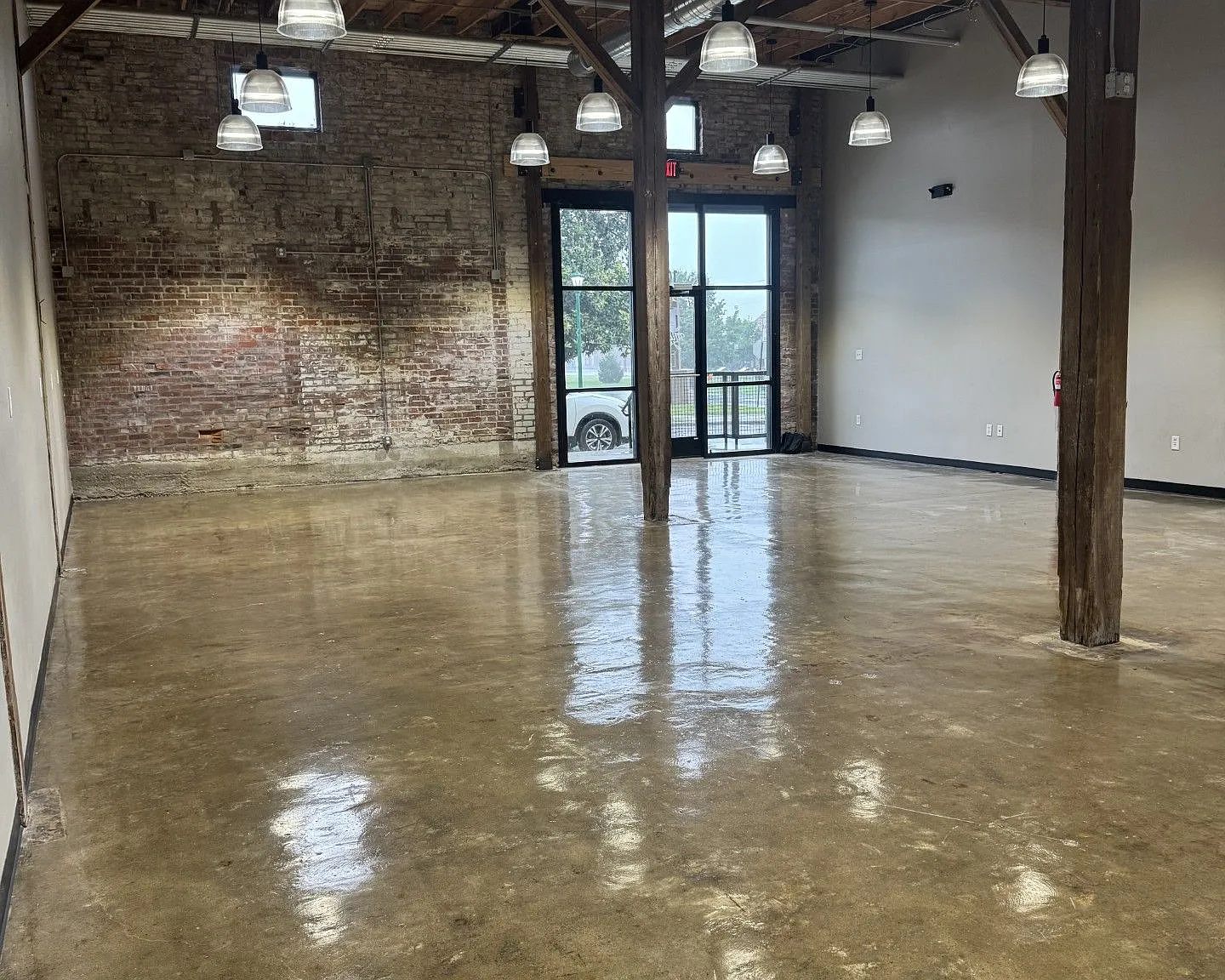 Studio, 1.0 bath, 2220 sqft, $2,350 — Photo 1