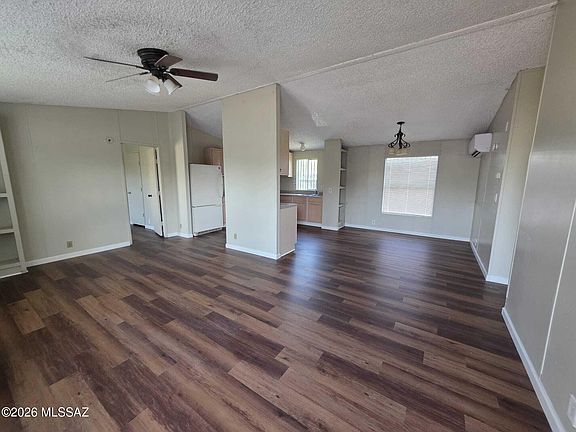 4th image of 519 W Simmons Rd