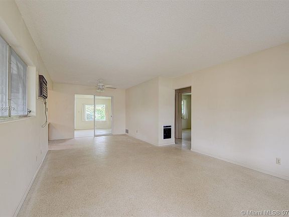 5th image of 4780 NE 3rd Ter