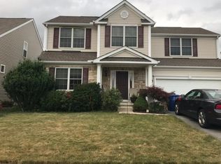 322 Olentangy Meadows Dr, Lewis Center, OH 43035