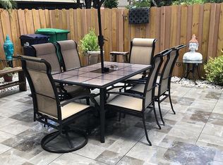 15447 SW 111th Ln, Miami, FL 33196