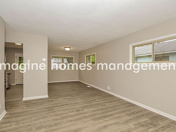 3rd image of 3265 Lapland Dr