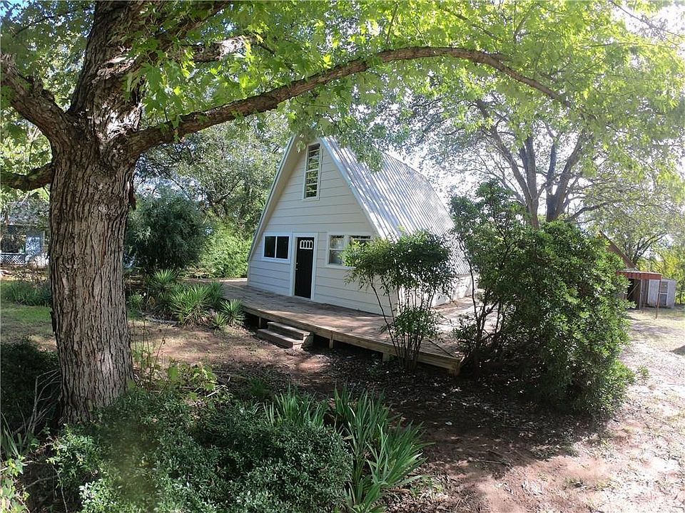 1st image of 155 Harris Dr