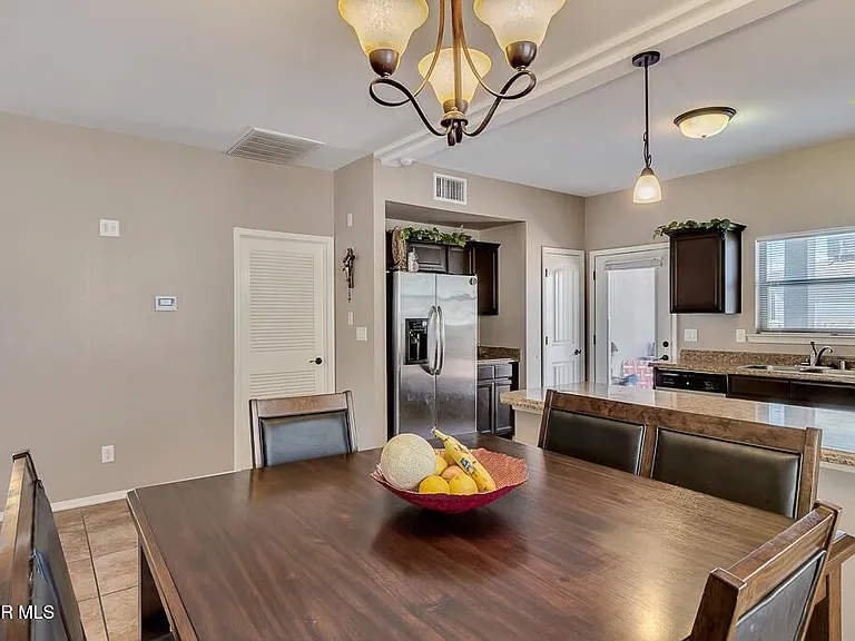 12921 Hueco Cave Dr — Photo 10